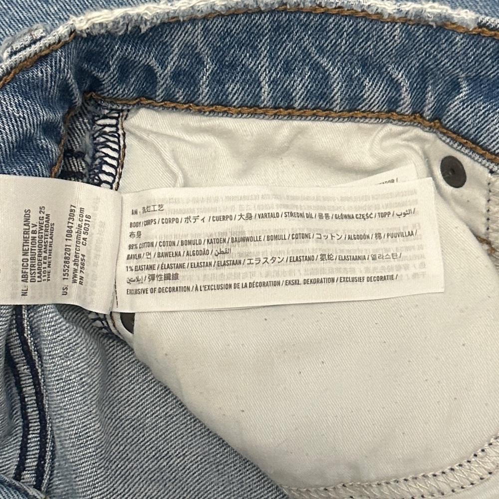 Abercrombie & Fitch Skinny High Rise Light Blue High Rise Jeans - Picture 6 of 6